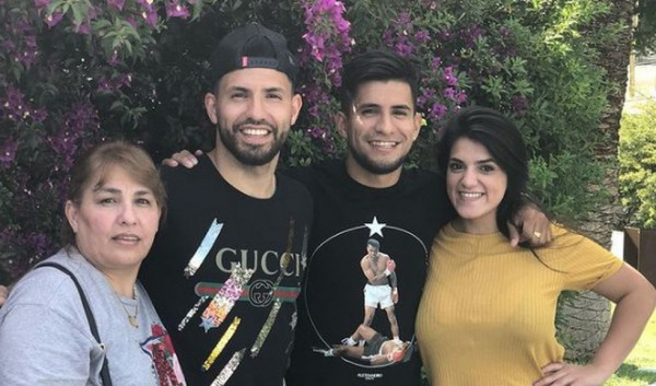 Ο Αγκουέρο ήθελε να συνεχίσει το ποδόσφαιρο αλλά η μητέρα του τον απέτρεψε