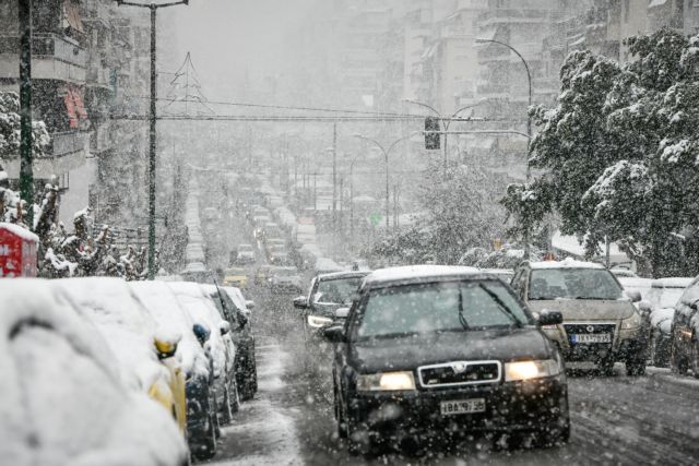 Κακοκαιρία «Ελπιδα»: Με αλυσίδες η κυκλοφορία σε Αχαΐα και Κόρινθο