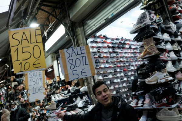 Τουρκία – Ο Ερντογάν προτρέπει τον κόσμο να μετατρέψει τις αποταμιεύσεις του σε λίρες