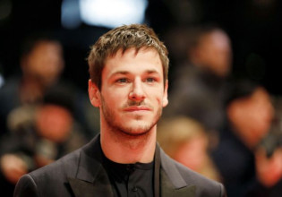 Νεκρός διάσημος ηθοποιός μετά από ατύχημα σε χιονοδρομικό κέντρο – Είχε υποδυθεί τον Ιβ Σεν Λοράν