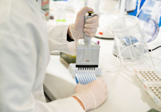 Κοροναϊός: Ευχάριστα νέα από τη θεραπεία Τ-λεμφοκυττάρων από το νοσοκομείο Παπανικολάου – Μείωση θνητότητα και ταχύτερη ανάρρωση
