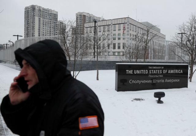 ΗΠΑ: Ζητεί αντάλλαγμα για να μην απελάσει τον ρώσο πρέσβη