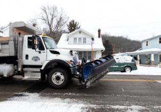 ΗΠΑ: Ακυρώνονται εκατοντάδες πτήσεις εν όψει του χιονιά
