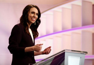 Νέα Ζηλανδία: Αρνητικό το τεστ αλλά παραμένει σε απομόνωση η πρωθυπουργός Τζασίντα Άρντερν