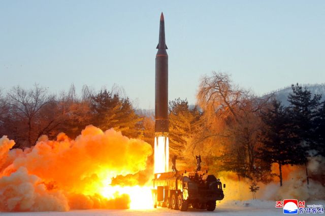 Βόρεια Κορέα - Εντείνεται η ανησυχία - Νέα εκτόξευση πυραύλου