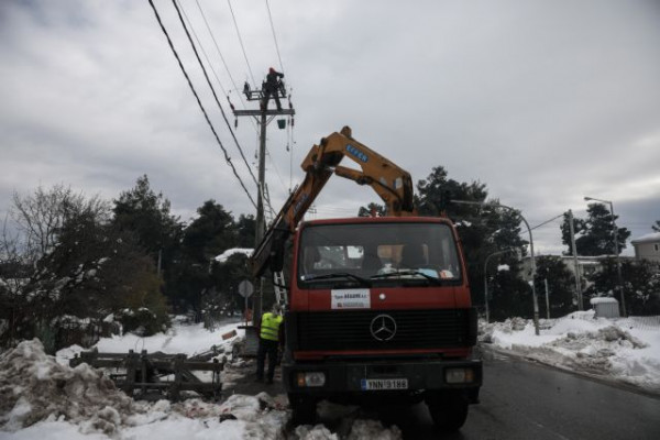 Κακοκαιρία «Ελπίδα»: Συνεχίζεται η αποκατάσταση της ηλεκτροδότησης – Χωρίς ρεύμα 5.000 νοικοκυριά