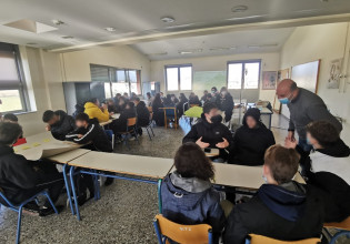 Τρίκαλα: Το πήραν πάνω τους 1.000 μαθητές