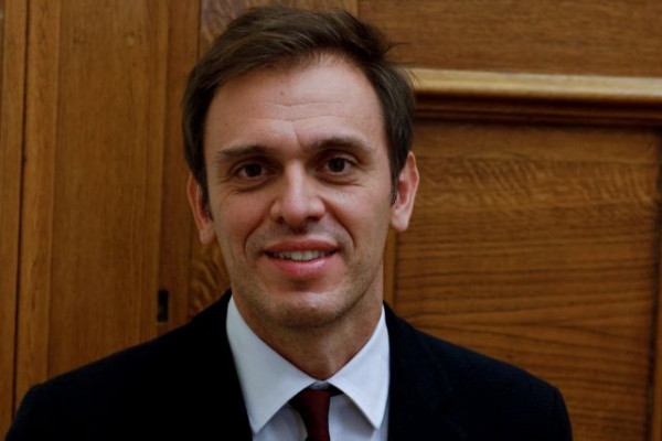 ΚΙΝΑΛ – Ο Δημήτρης Μάντζος εκπρόσωπος Τύπου – Όλα τα νέα πρόσωπα στο κόμμα