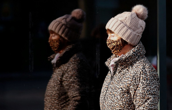 Κοροναϊός – Σε πόση ώρα κολλάς αν φοράς ή δεν φοράς μάσκα