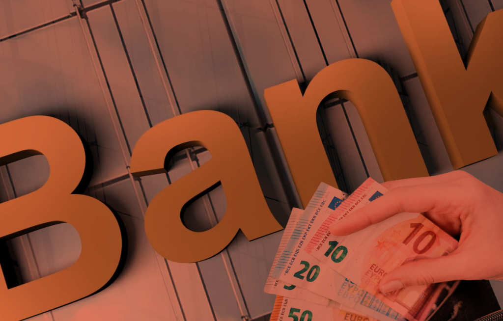 Πώς αυξάνουν τα έσοδα από προμήθειες οι τράπεζες