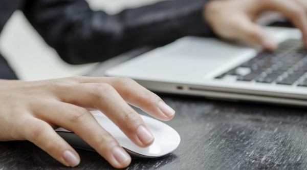 Πωλήσεις-ρεκόρ στην αγορά υπολογιστών το 2021