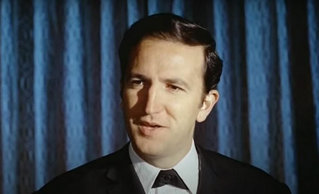 Σάκης Παπανικολάου – Πέθανε ο τραγουδιστής που συνέδεσε τη φωνή του με τις δόξες του Παναθηναϊκού