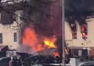 Νέα Υόρκη – Φονική πυρκαγιά στο Μπρονξ – Ένας νεκρός και εννέα τραυματίες