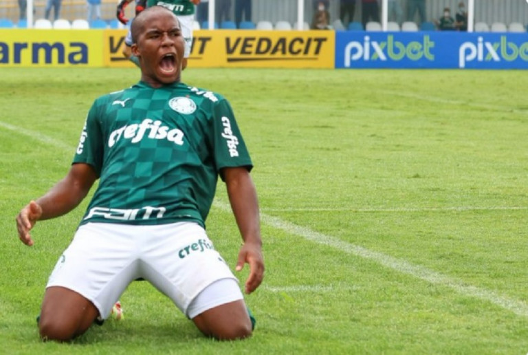 Όλη η Ευρώπη στα πόδια 15χρονου Βραζιλιάνου της Παλμέιρας