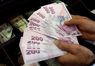 Τουρκία – Συμφωνία με τα Ηνωμένα Αραβικά Εμιράτα για την ανταλλαγή νομισμάτων ύψους 5 δις δολαρίων