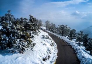 Κακοκαιρία – Ο «Διομήδης» έφερε χιόνια και στην Αττική
