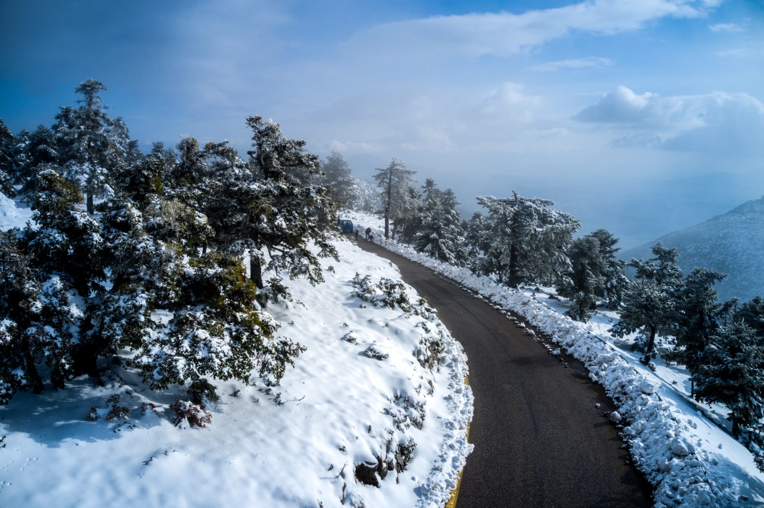 Κακοκαιρία - Ο «Διομήδης» έφερε χιόνια και στην Αττική