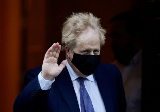 Κοροναϊός – Το email που «καίει» τον Μπόρις Τζόνσον – Πάρτι με περισσότερους από 100 καλεσμένους εν μέσω lockdown