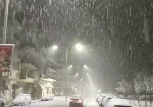 Φλώρινα – Μετά τον σεισμό, και ο «Διομήδης» χτυπά την πόλη – Χιόνια και τσουχτερό κρύο