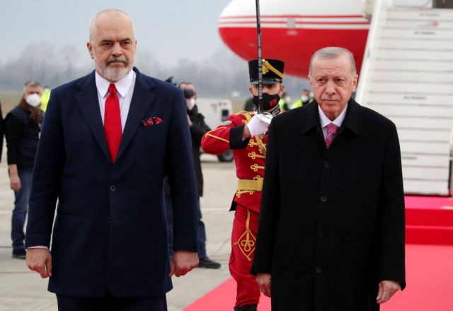 Ποιο εμβληματικό τζαμί εγκαινίασε ο Ερντογάν στην Αλβανία