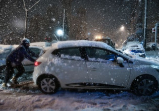Κακοκαιρία «Ελπίδα»: Μόνο με αντιολισθητικές αλυσίδες τα αυτοκίνητα στην Αττική