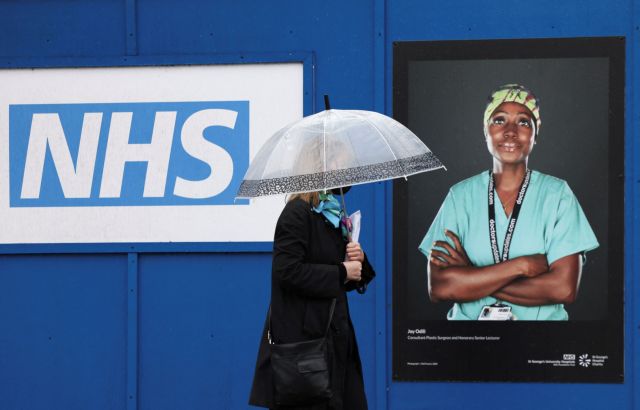 Βρετανία - Τη συνδρομή του ιδιωτικού τομέα ζητεί το NHS λόγω της πανδημίας