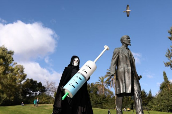 Έρευνα – Γιατί δεν εμβολιάζονται οι αρνητές στην Ελλάδα