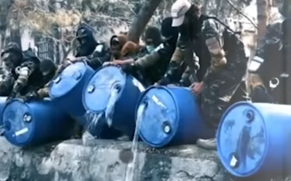 Αφγανιστάν – Οι Ταλιμπάν κατέσχεσαν 3.000 λίτρα λαθραίου αλκοόλ