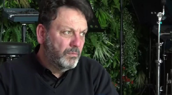 Στάθης Αγγελόπουλος – «Παντρεύονται, κάνουν παιδί και ζητάνε διατροφές»