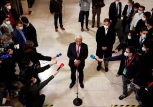 Πορτογαλία: Προς απρόσμενα «καθαρή νίκη» του Σοσιαλιστικού Κόμματος – Μεγάλη άνοδος της Ακροδεξιάς