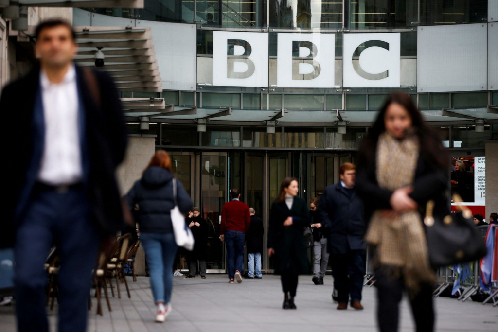 BBC – «Ένα εμπορικό BBC θα απογοήτευε το βρετανικό κοινό»