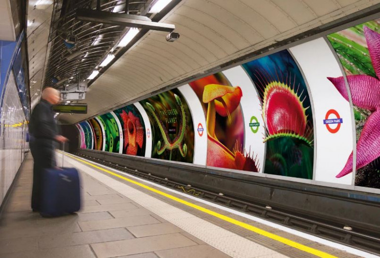Σε πράσινο πλανήτη μετατράπηκε σταθμός του Λονδίνου