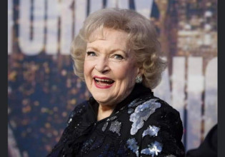 Μπέτι Γουάιτ – Πέθανε η ηθοποιός λίγο πριν κλείσει τα 100