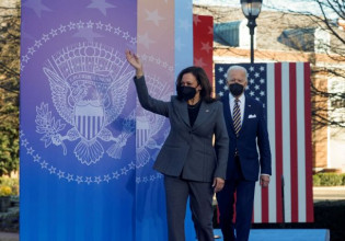 ΗΠΑ: Μπάιντεν και Κάμαλα Χάρις δεσμεύονται να υπερασπισθούν με κάθε μέσο το δικαίωμα στην άμβλωση
