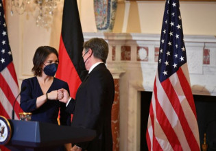 Μπλίνκεν – Μπέρμποκ – Το πιστόλι της Ρωσίας «στον κρόταφο της Ουκρανίας» και ο… Nord Stream 2