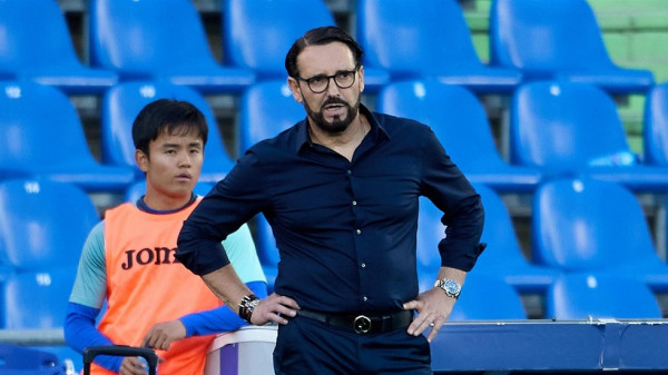 Μπορδαλάς – «Πως γίνεται η Μπαρτσελόνα με 300 εκατ. χρέη να κάνει μεταγραφές»