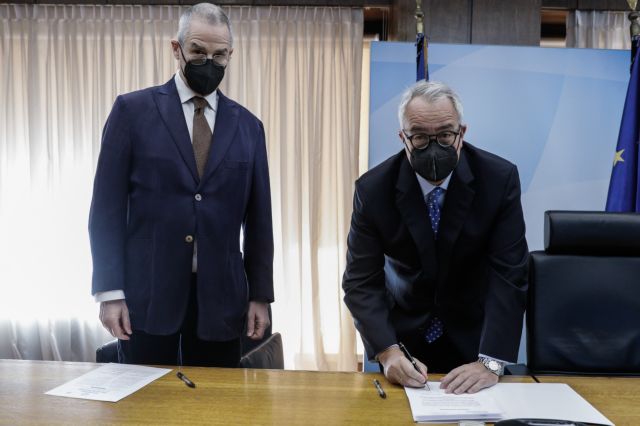 Μαρκ Μαζάουερ: Ορκίστηκε Έλληνας πολίτης ο σπουδαίος ιστορικός