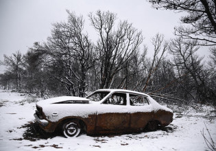 Κακοκαιρία «Ελπίδα»: «Ήχησε» το 112 σε Αττική, Εύβοια, Κυκλάδες και Βοιωτία – Προειδοποίηση για επικίνδυνες χιονοπτώσεις