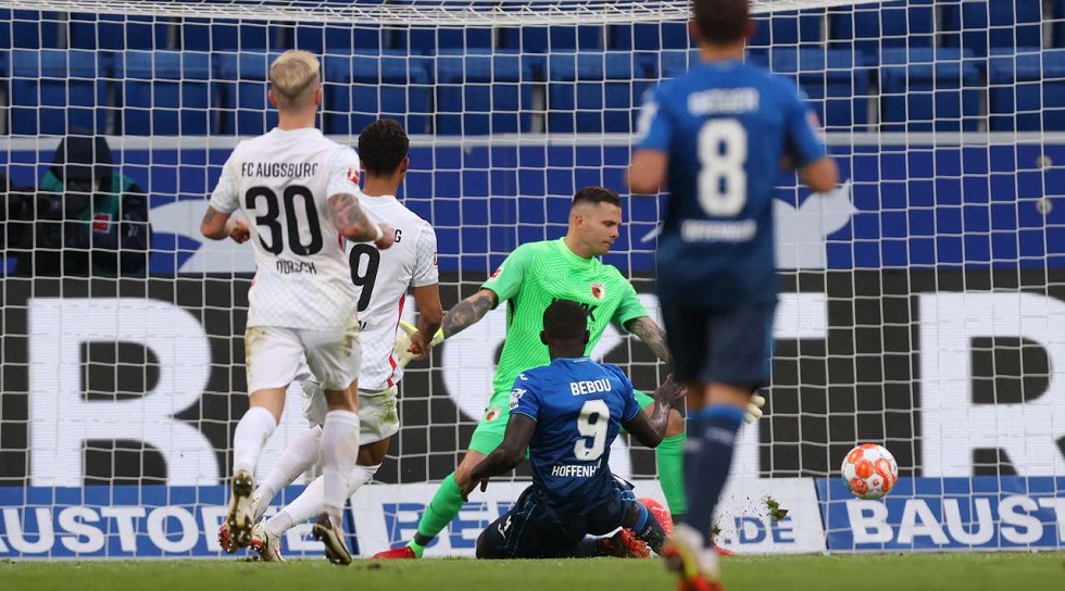 Μόνη τρίτη η Χόφενχαϊμ (3-1) – Ανεβαίνει η Λειψία (4-1)