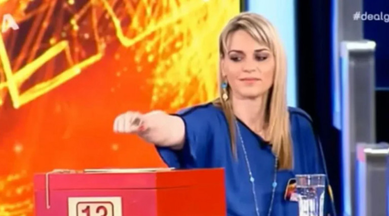 Αναστασία Σιμητροπούλου: Η αναπληρώτρια εκπρόσωπος Τύπου του ΚΙΝΑΛ έχει παίξει στο «Deal»