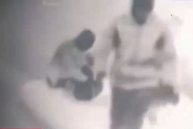 Προσφυγικό - Βίντεο ντοκουμέντο από σύλληψη διακινητών στον Έβρο