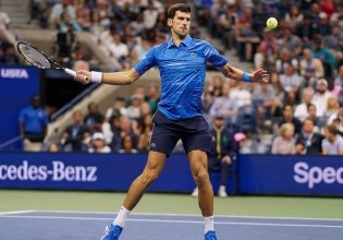 «Σοκαριστικό λάθος» – Τι γράφει ο διεθνής Τύπος για την… ομολογία του Τζόκοβιτς