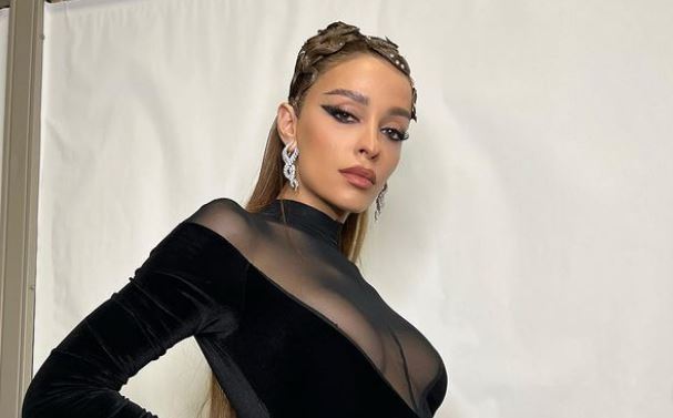 Ελένη Φουρέιρα – Το σέξι σύνολο που επέλεξε για «Καλή χρονιά»