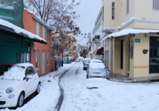 Κακοκαιρία «Ελπίδα»: Ποιοι δρόμοι είναι κλειστοί – Σε ποιους η κυκλοφορία γίνεται με αλυσίδες