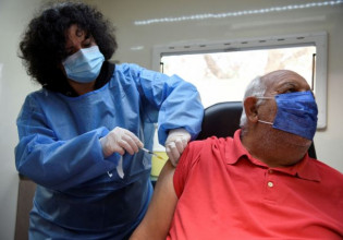 Οικονόμου – Αν χρειαστεί θα υπάρξει επέκταση της υποχρεωτικότητας εμβολιασμού