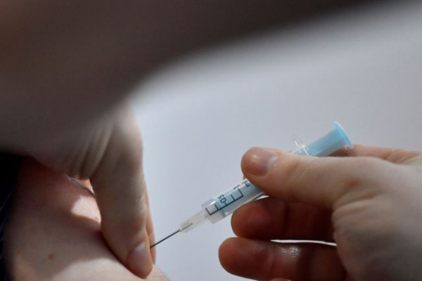 Κοροναϊός – Ανοίγει η πλατφόρμα για τέταρτη δόση εμβολίου στους ανοσοκατασταλμένους