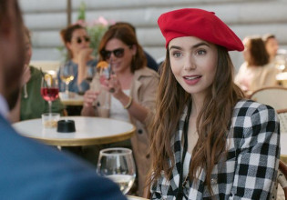 Emily in Paris – Πώς η σειρά του Netflix έκανε έξαλλο το Κίεβο