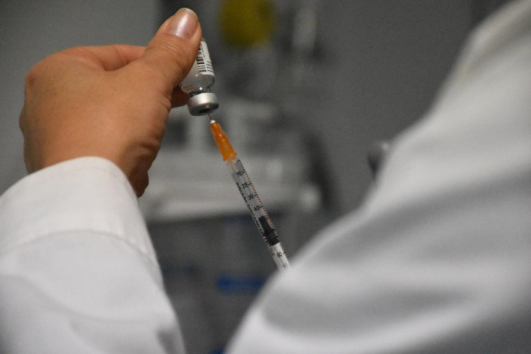Λάρισα - Πώς απατεώνας εξαπάτησε 27χρονο με το επίδομα εμβολιασμού
