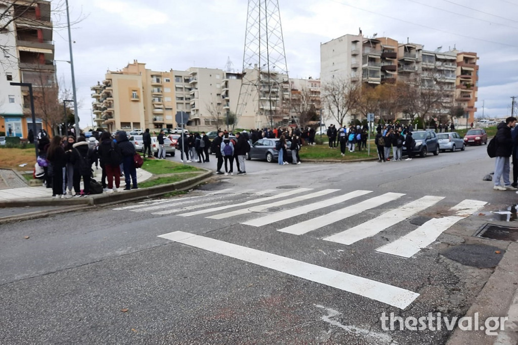 Θεσσαλονίκη – Αποχή μαθητών στο 1ο ΓΕΛ Ευόσμου  – Διαμαρτυρία για ελλιπή μέτρα στα σχολεία