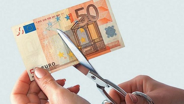 ΙΝΕ/ΓΣΕΕ – Στο 10,4% η απώλεια της αγοραστικής δύναμης – Οι επιπτώσεις του πληθωρισμού